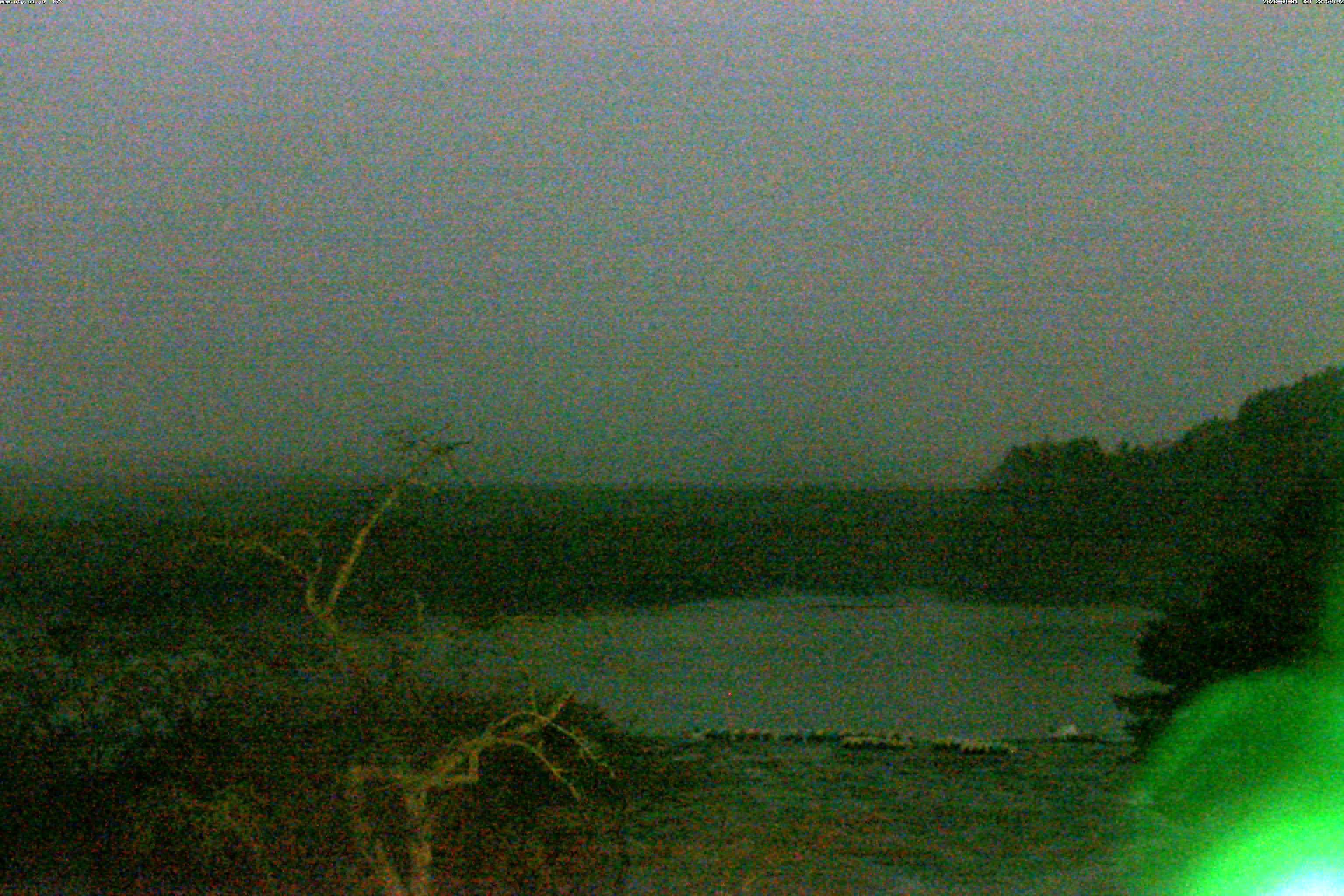 精進湖ライブカメラ