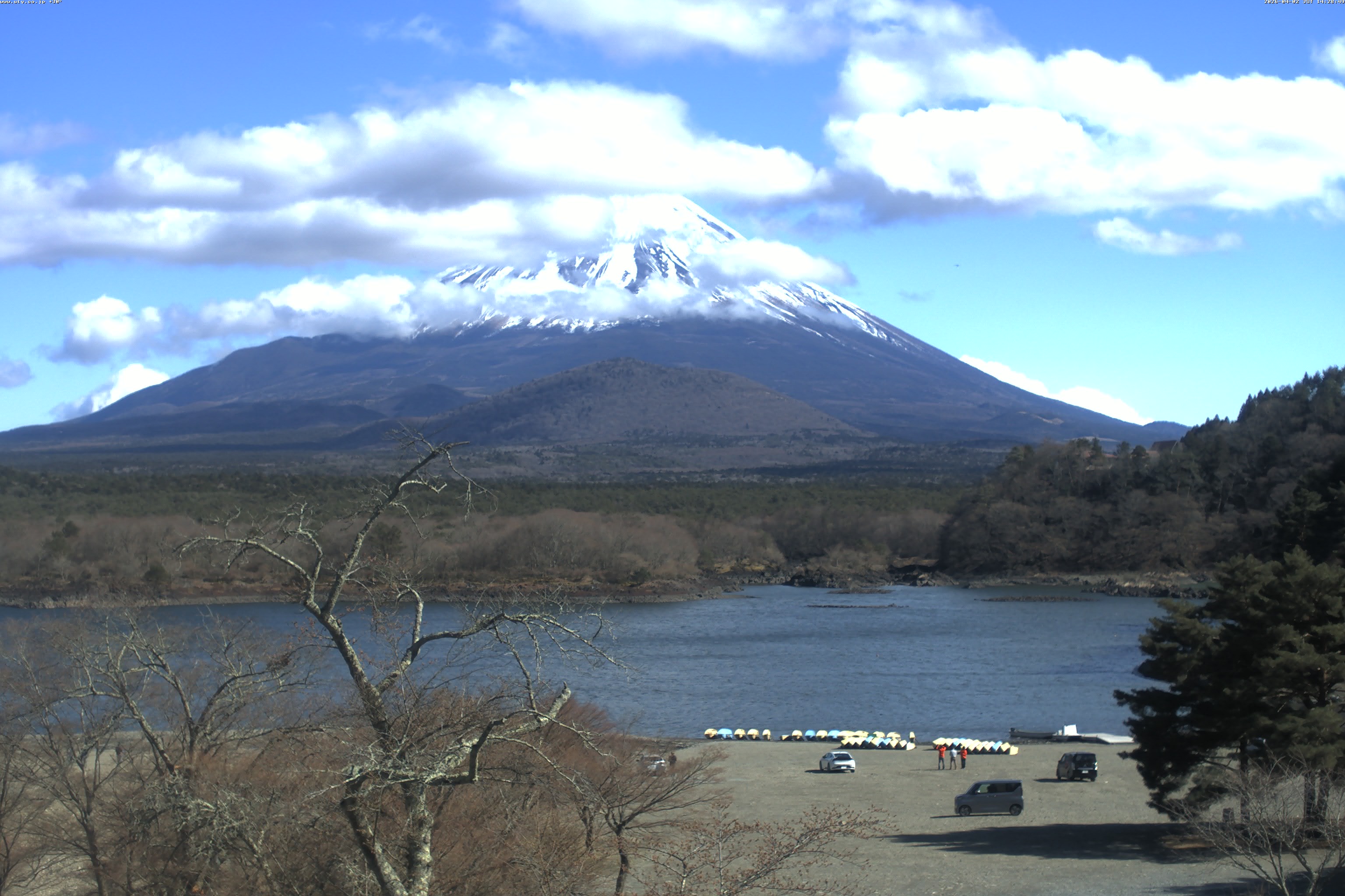 精進湖ライブカメラ