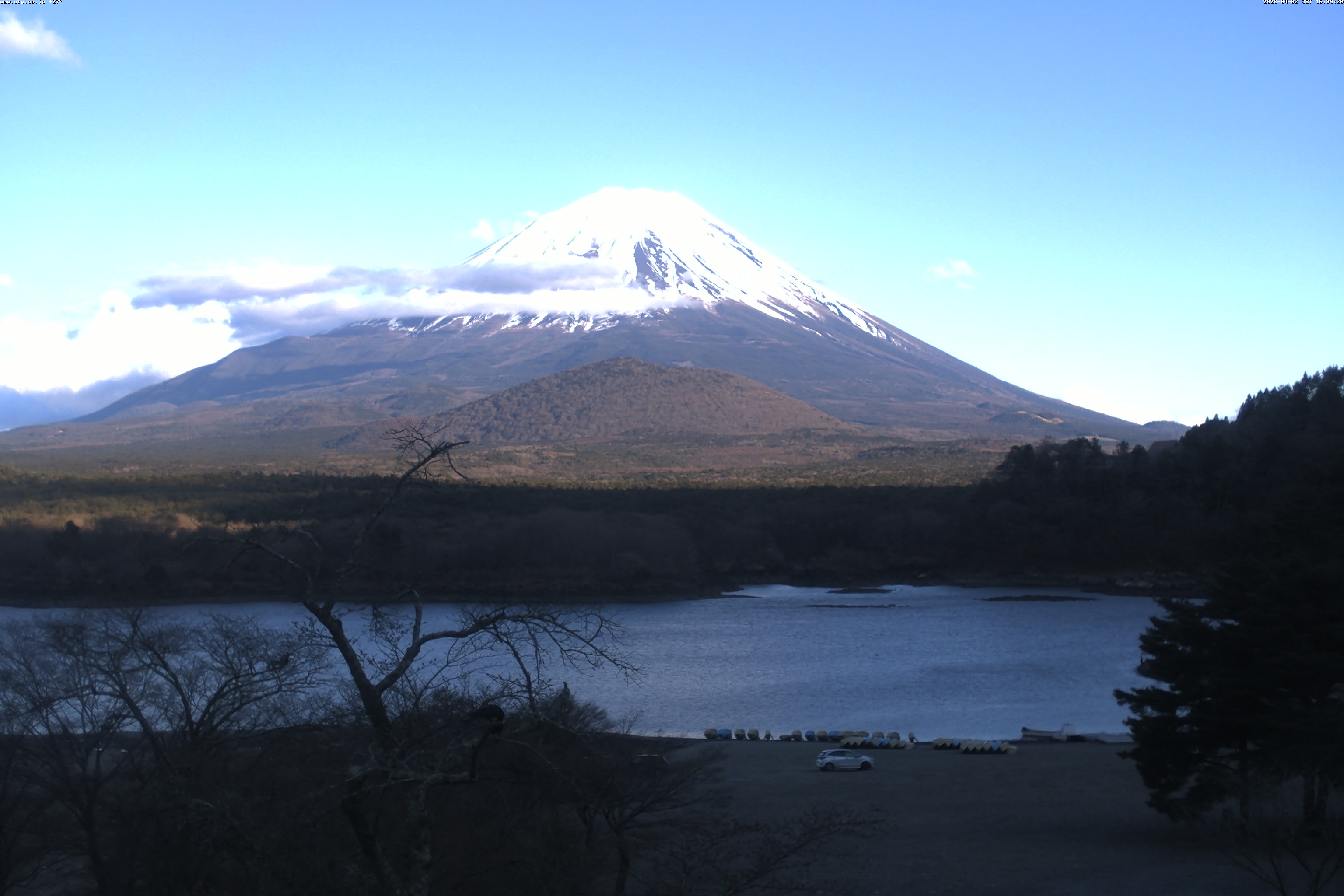 精進湖ライブカメラ