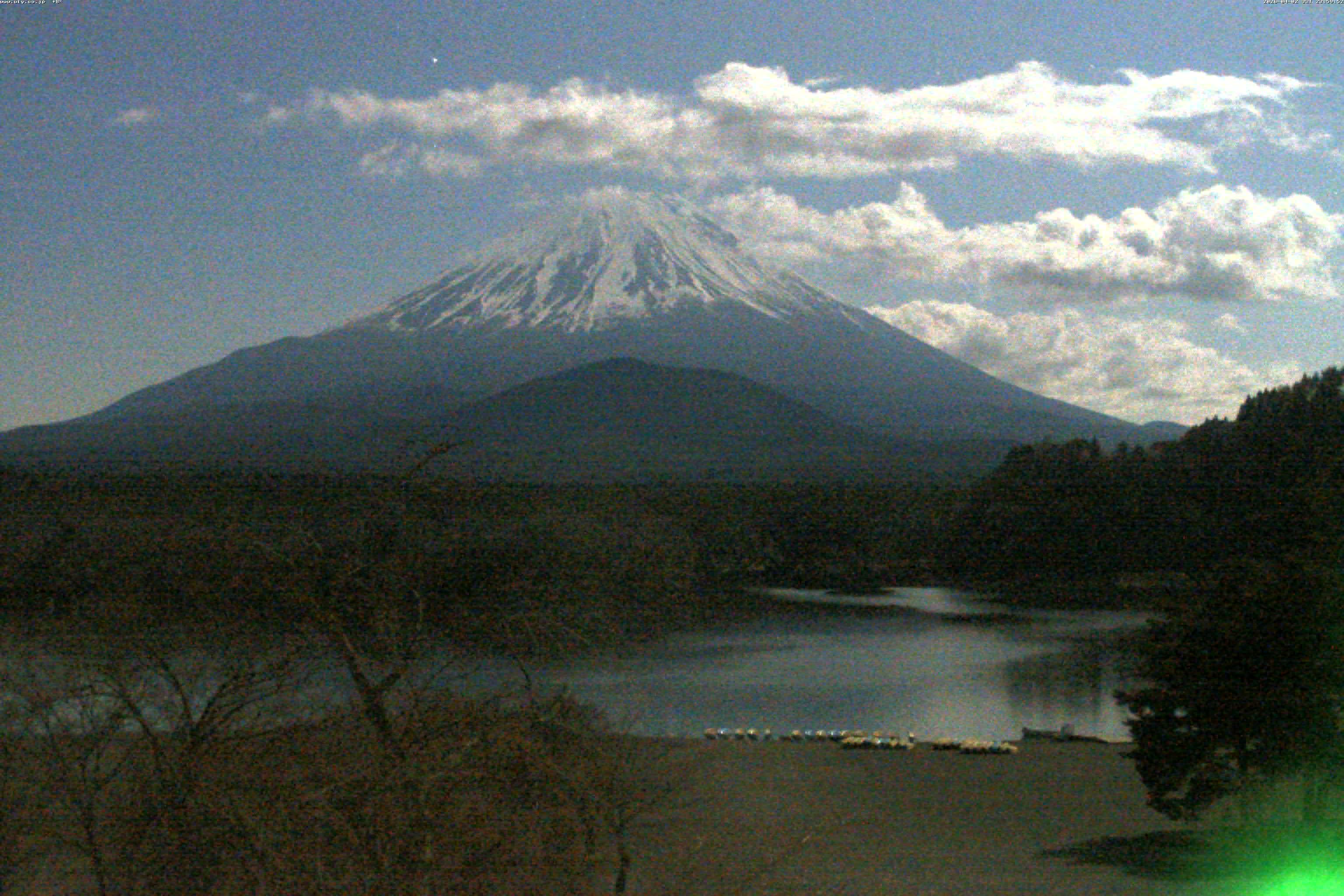 精進湖ライブカメラ