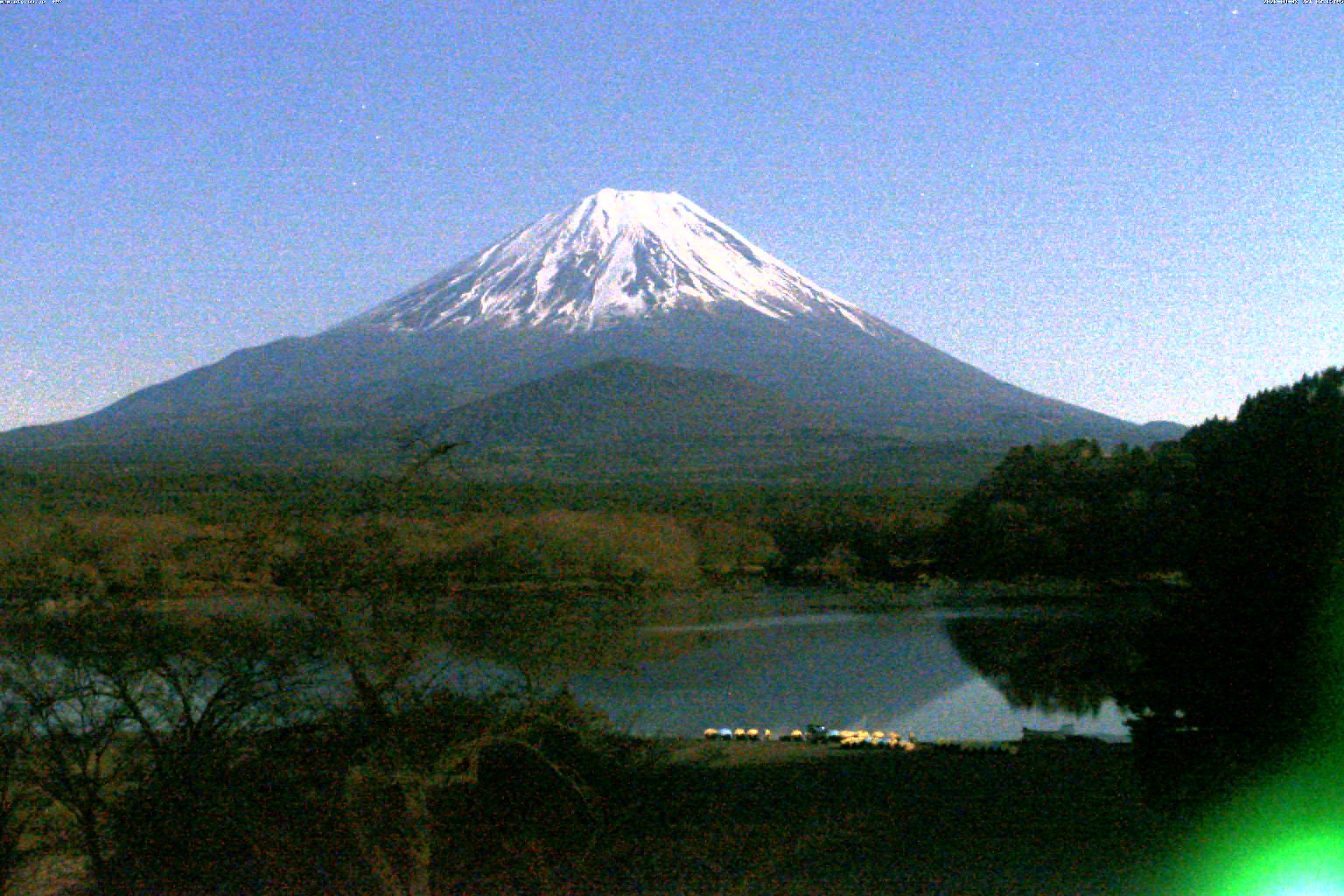 精進湖ライブカメラ