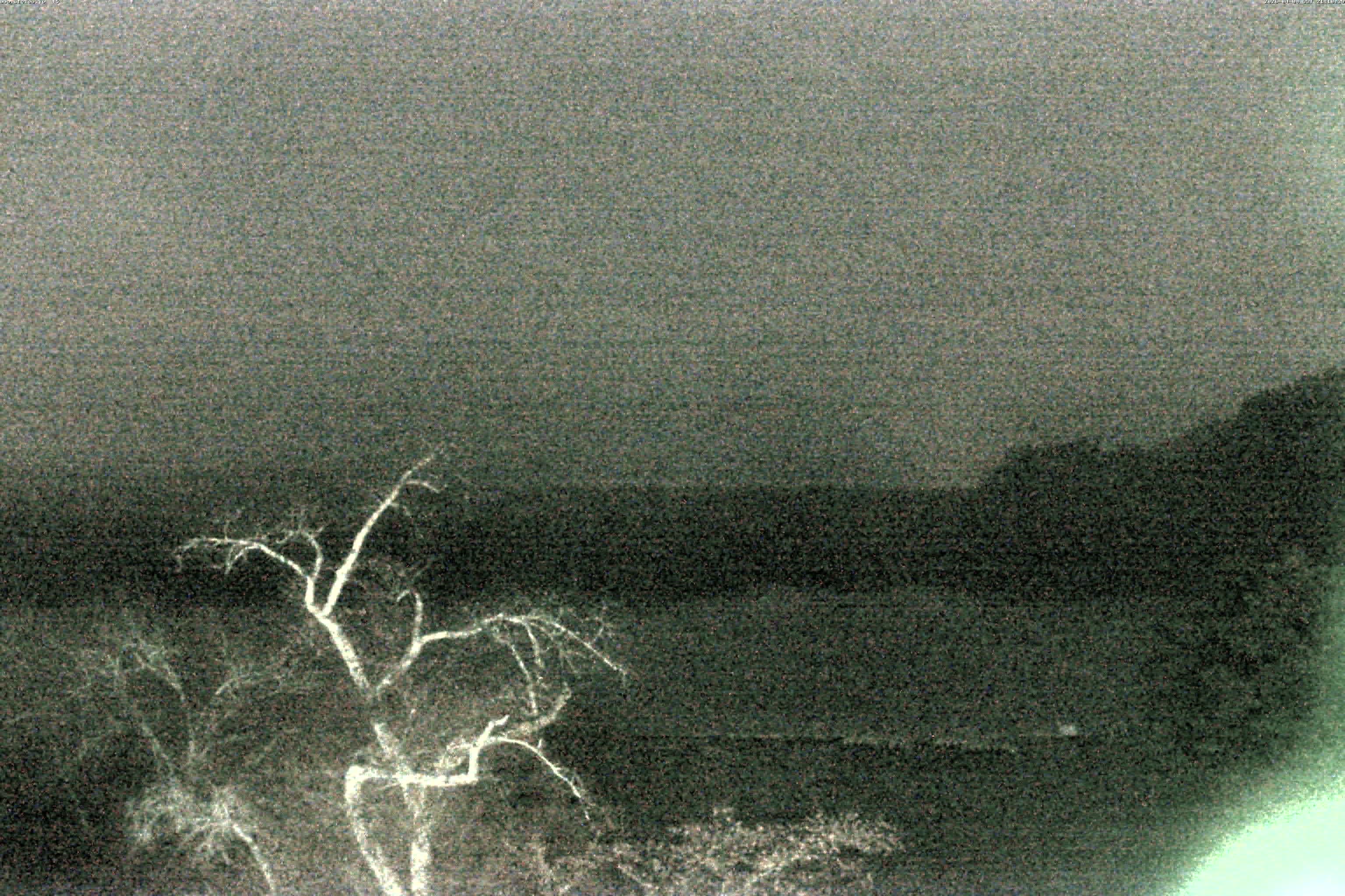 精進湖ライブカメラ