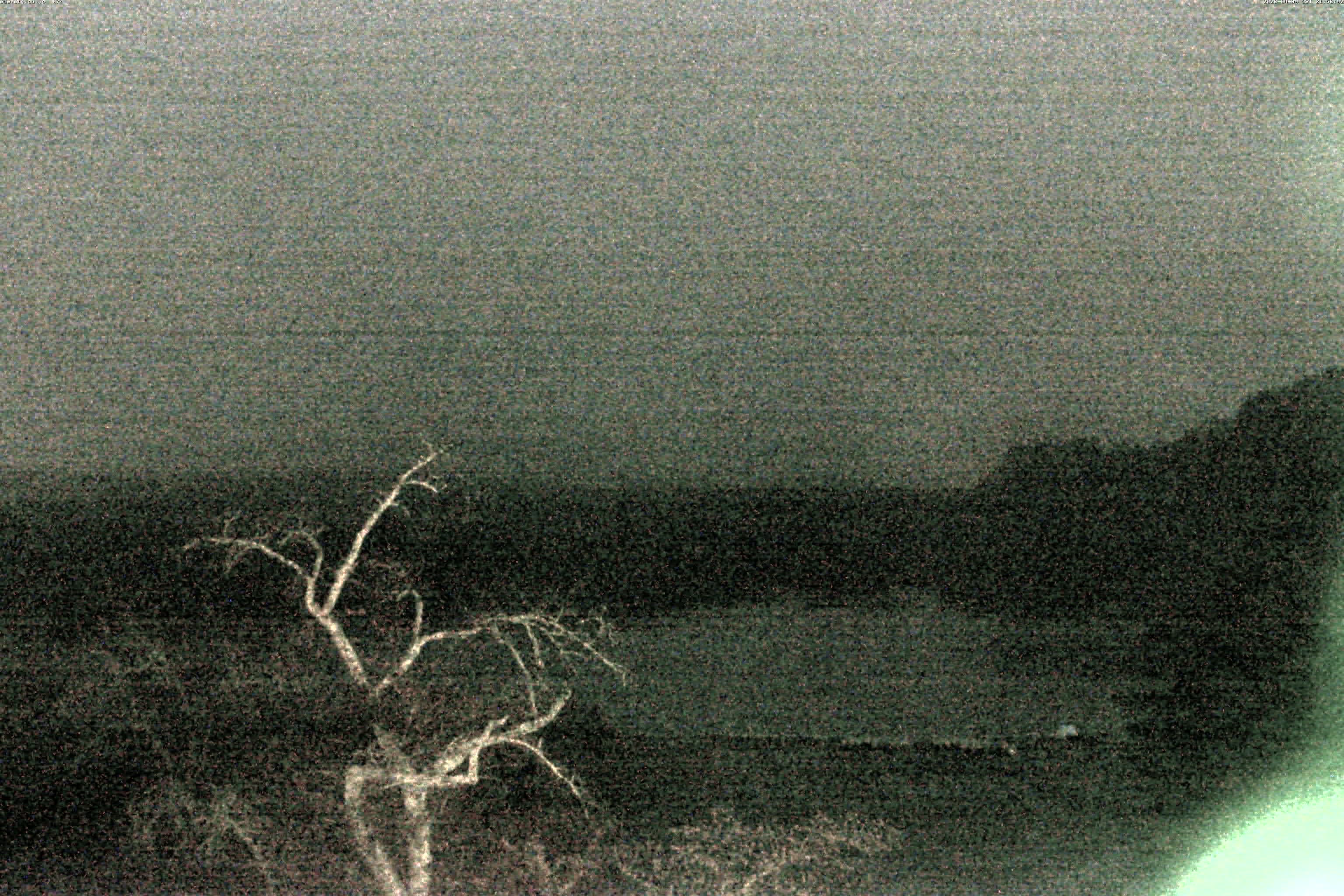 精進湖ライブカメラ