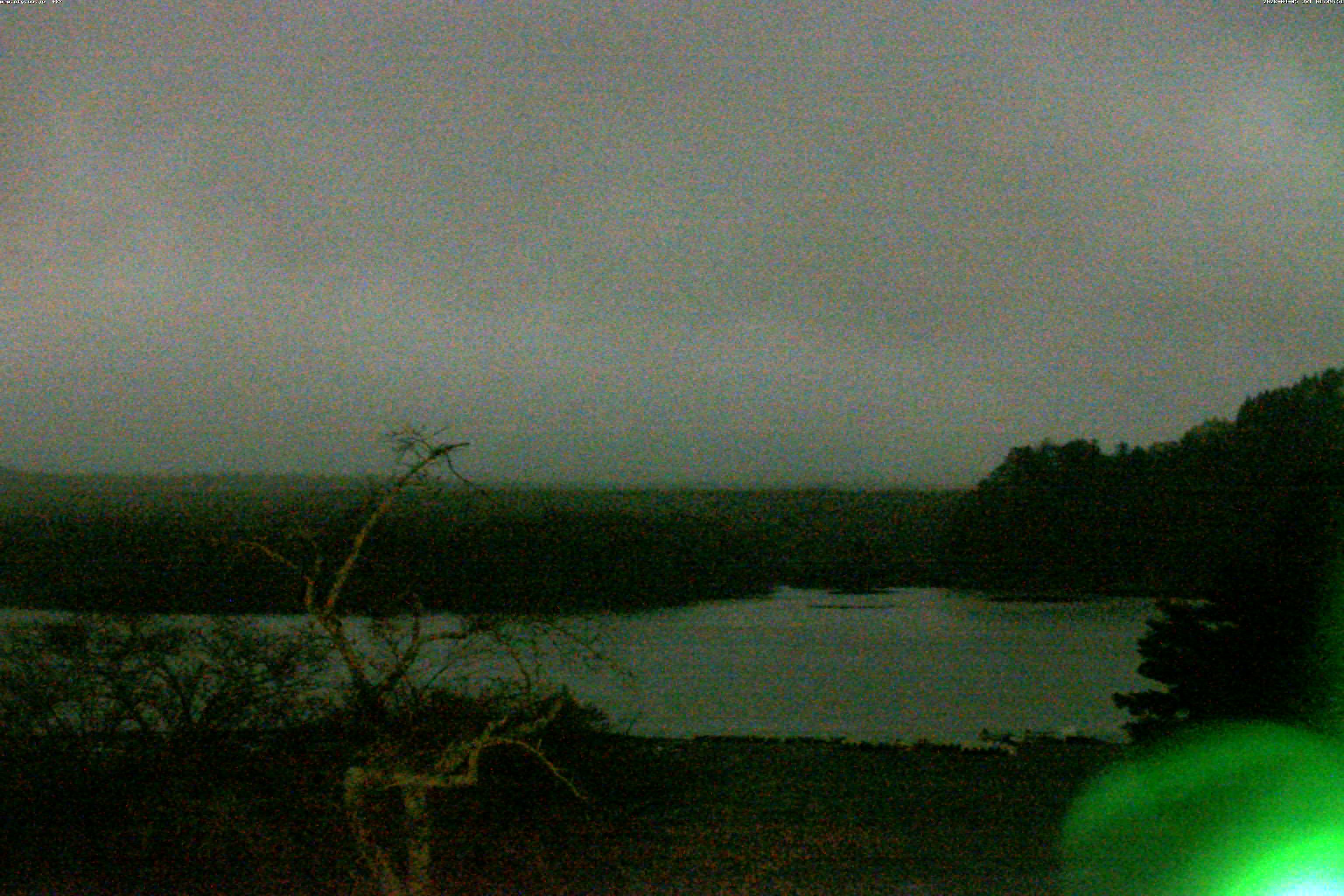 精進湖ライブカメラ