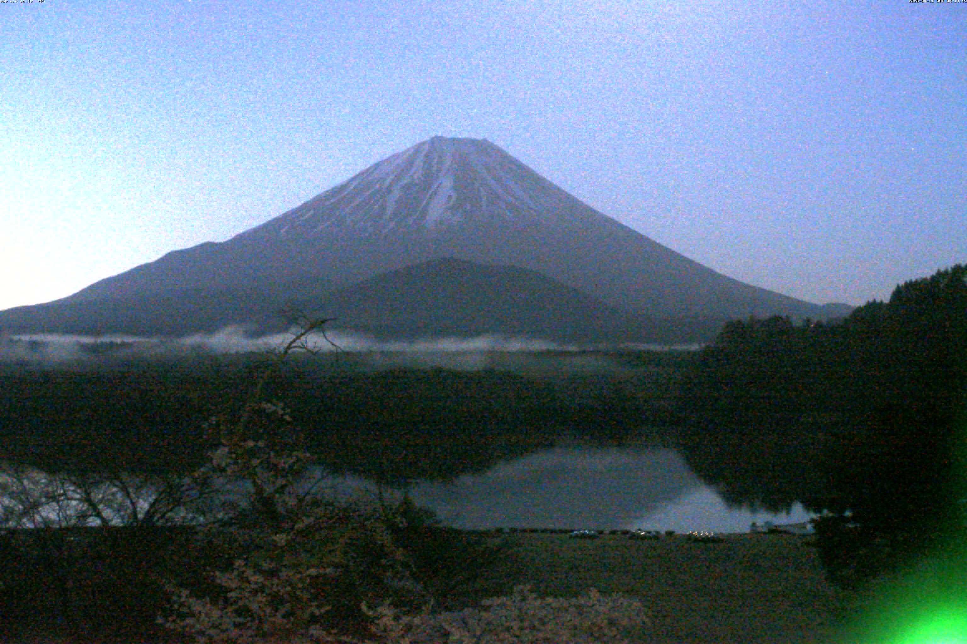 精進湖ライブカメラ