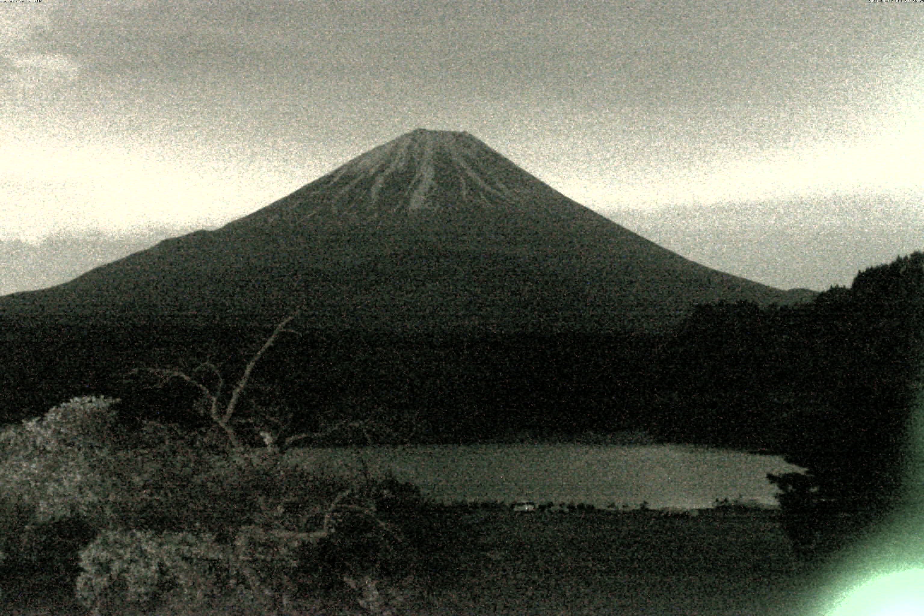精進湖ライブカメラ