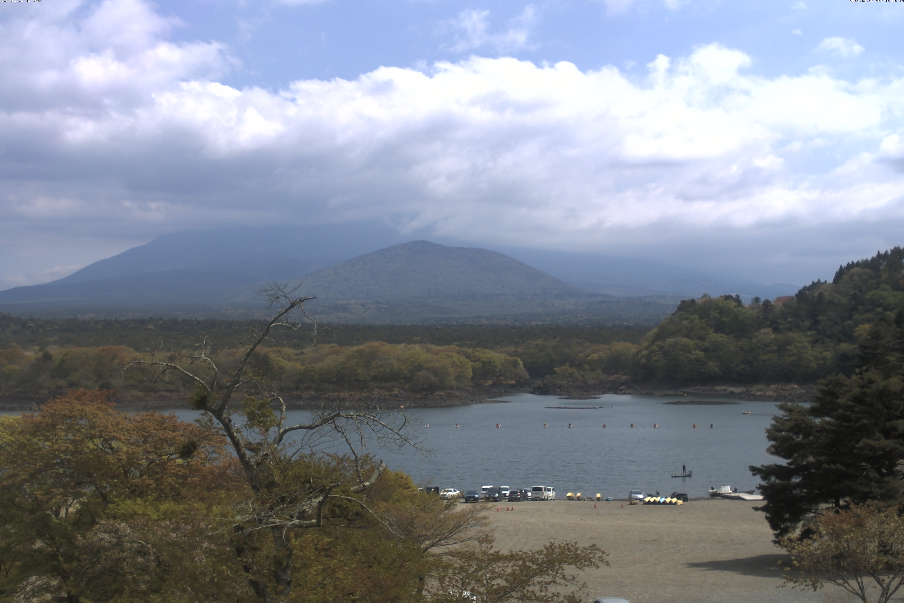 精進湖ライブカメラ