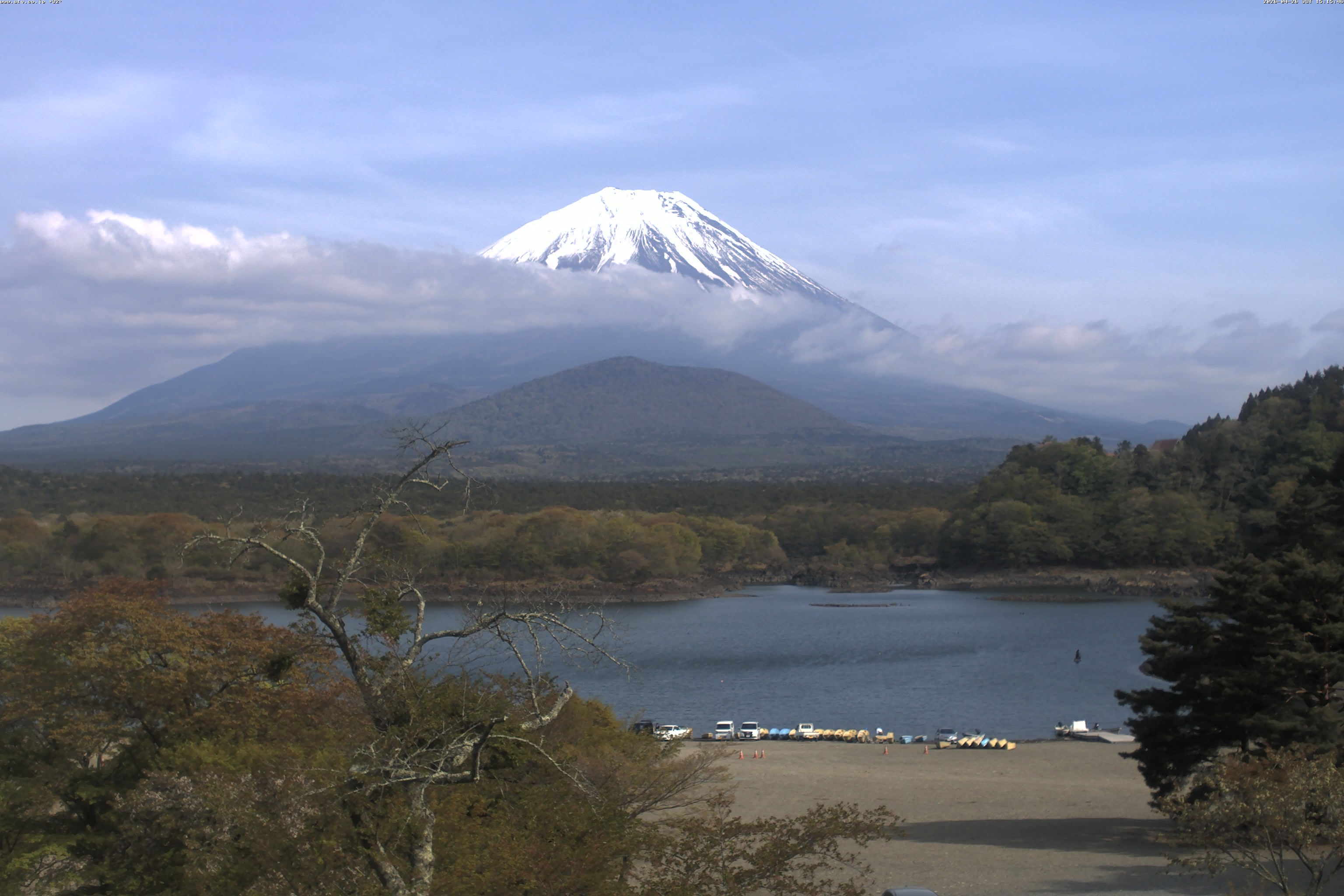 精進湖ライブカメラ