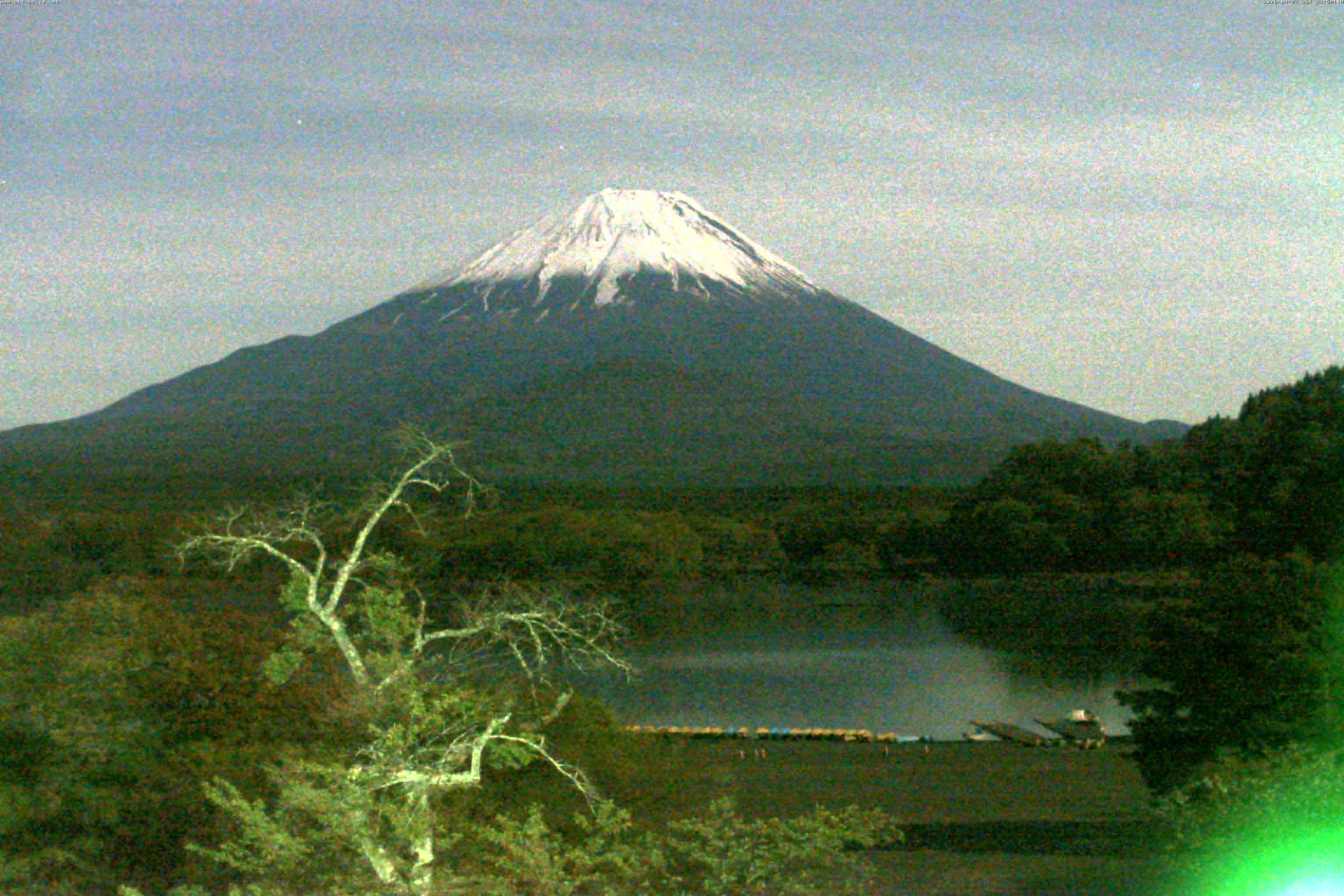 精進湖ライブカメラ