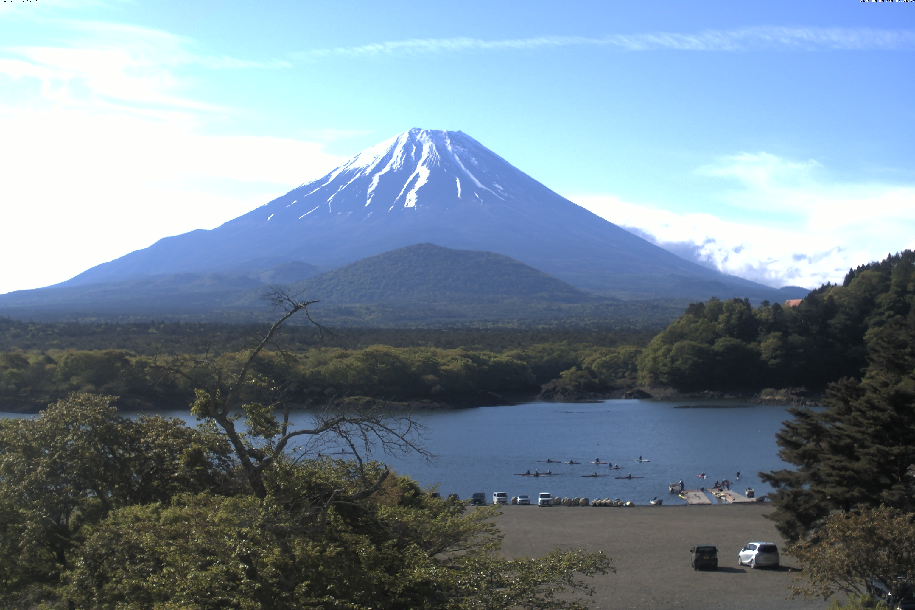精進湖ライブカメラ