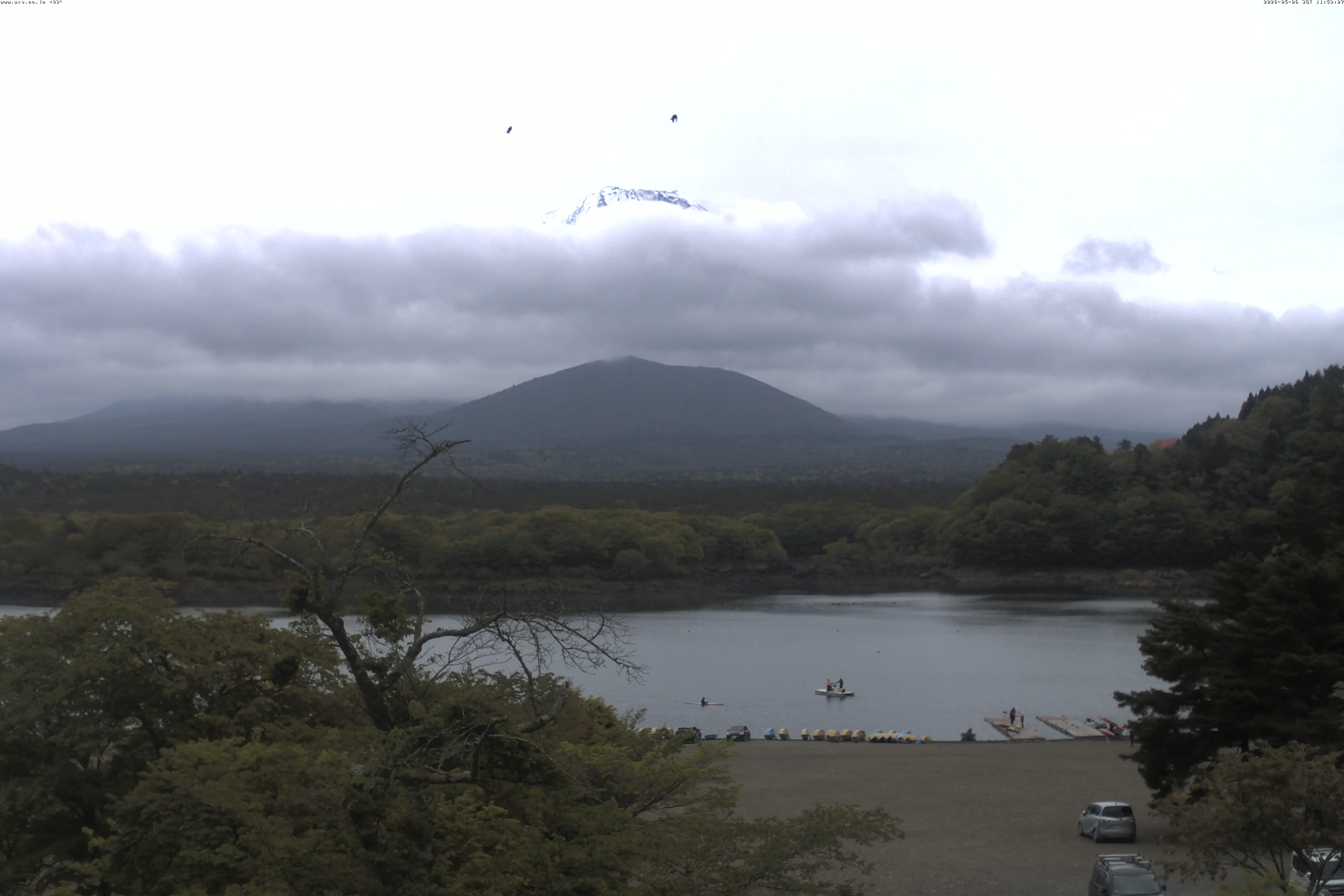 精進湖ライブカメラ