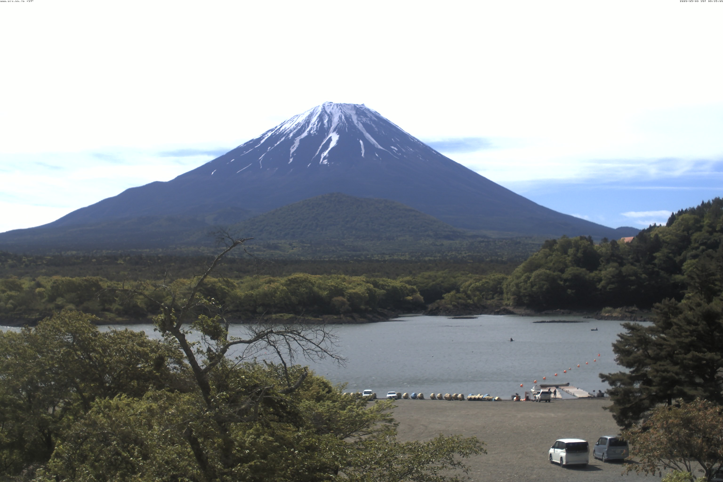 精進湖ライブカメラ