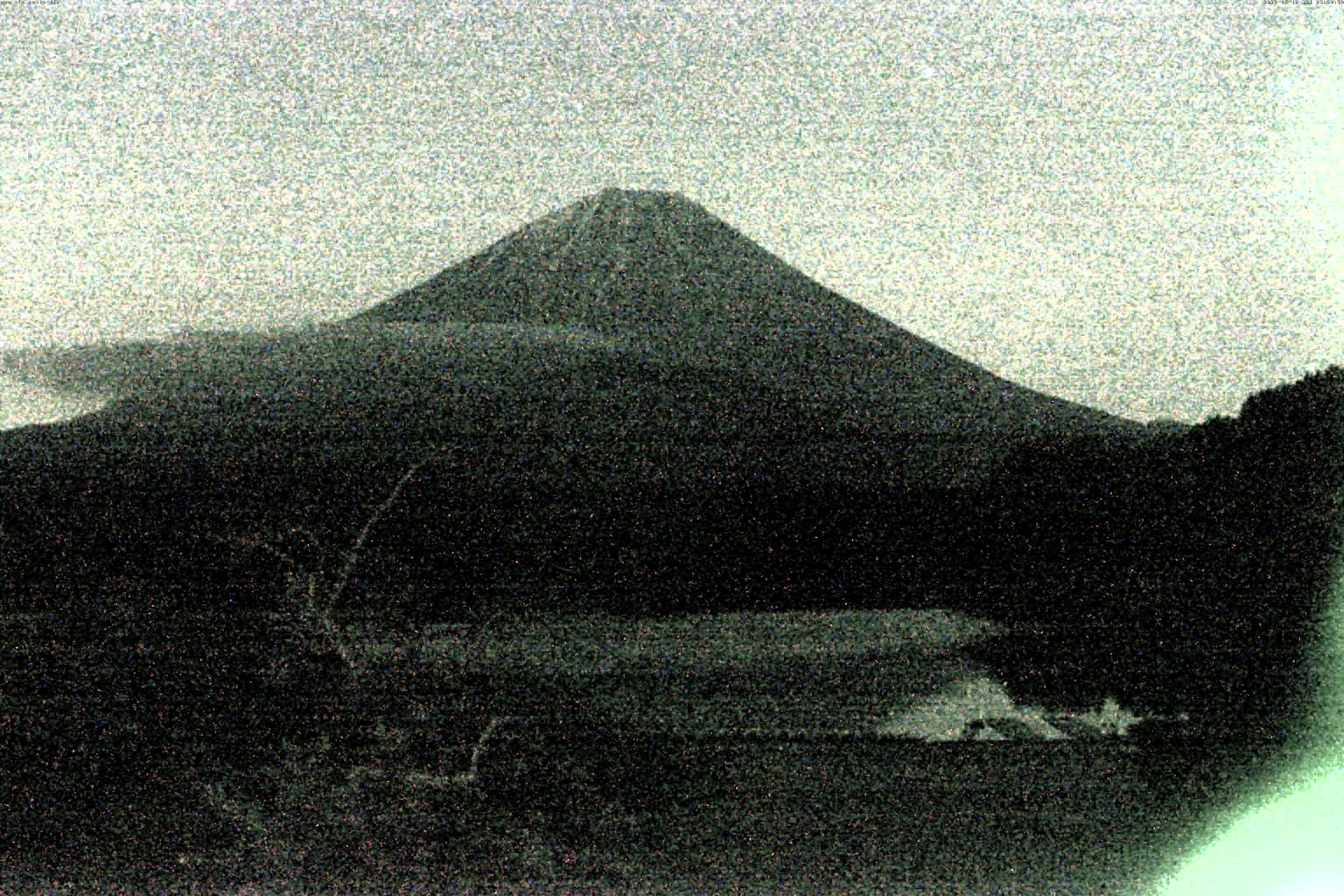 精進湖ライブカメラ