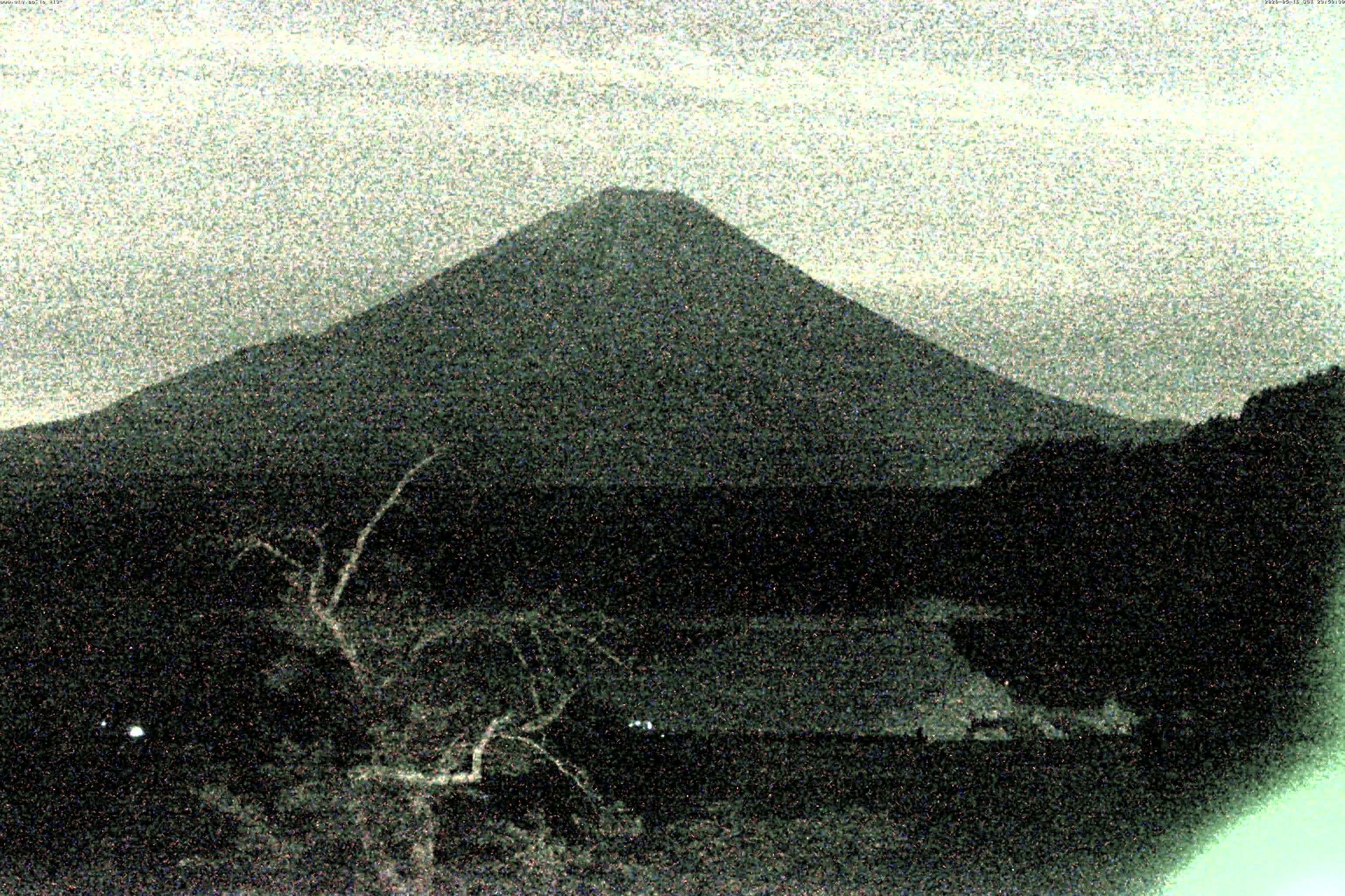 精進湖ライブカメラ