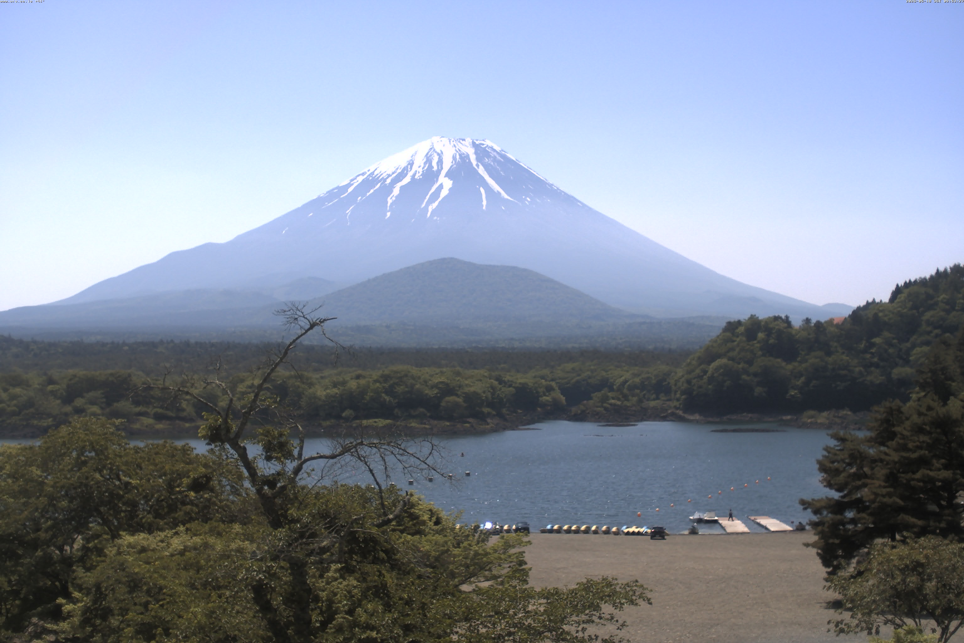 精進湖ライブカメラ