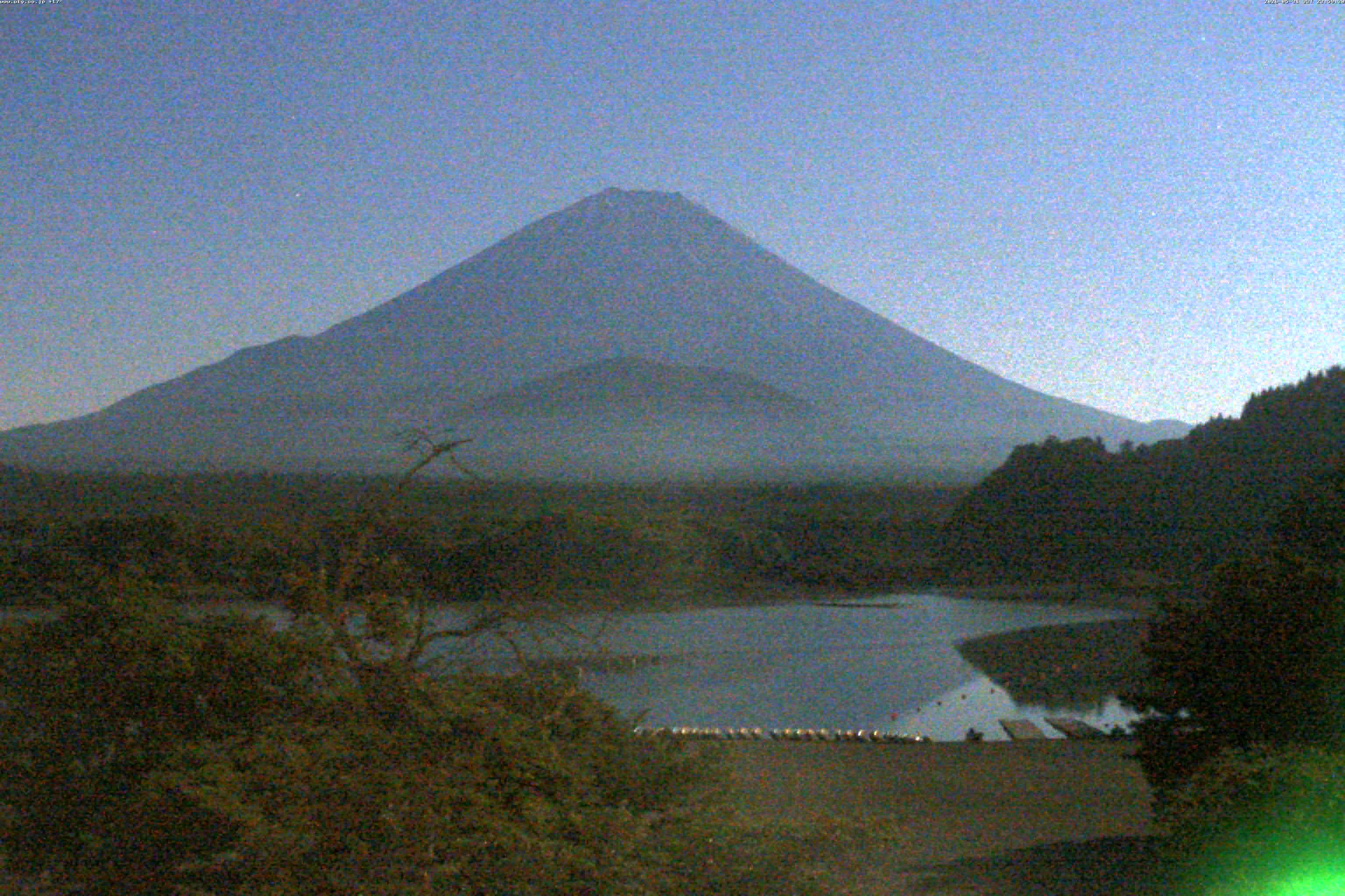 精進湖ライブカメラ