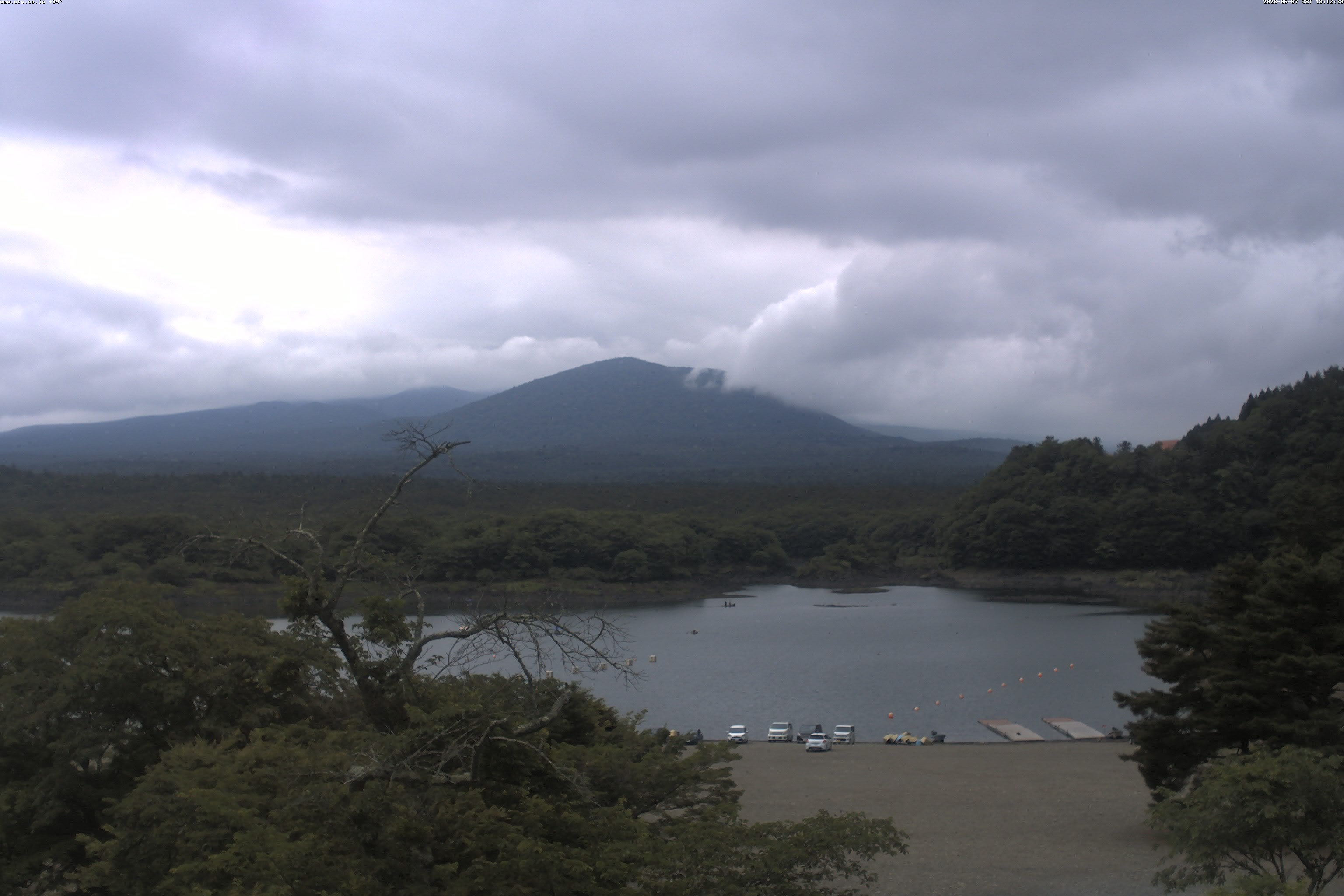 精進湖ライブカメラ