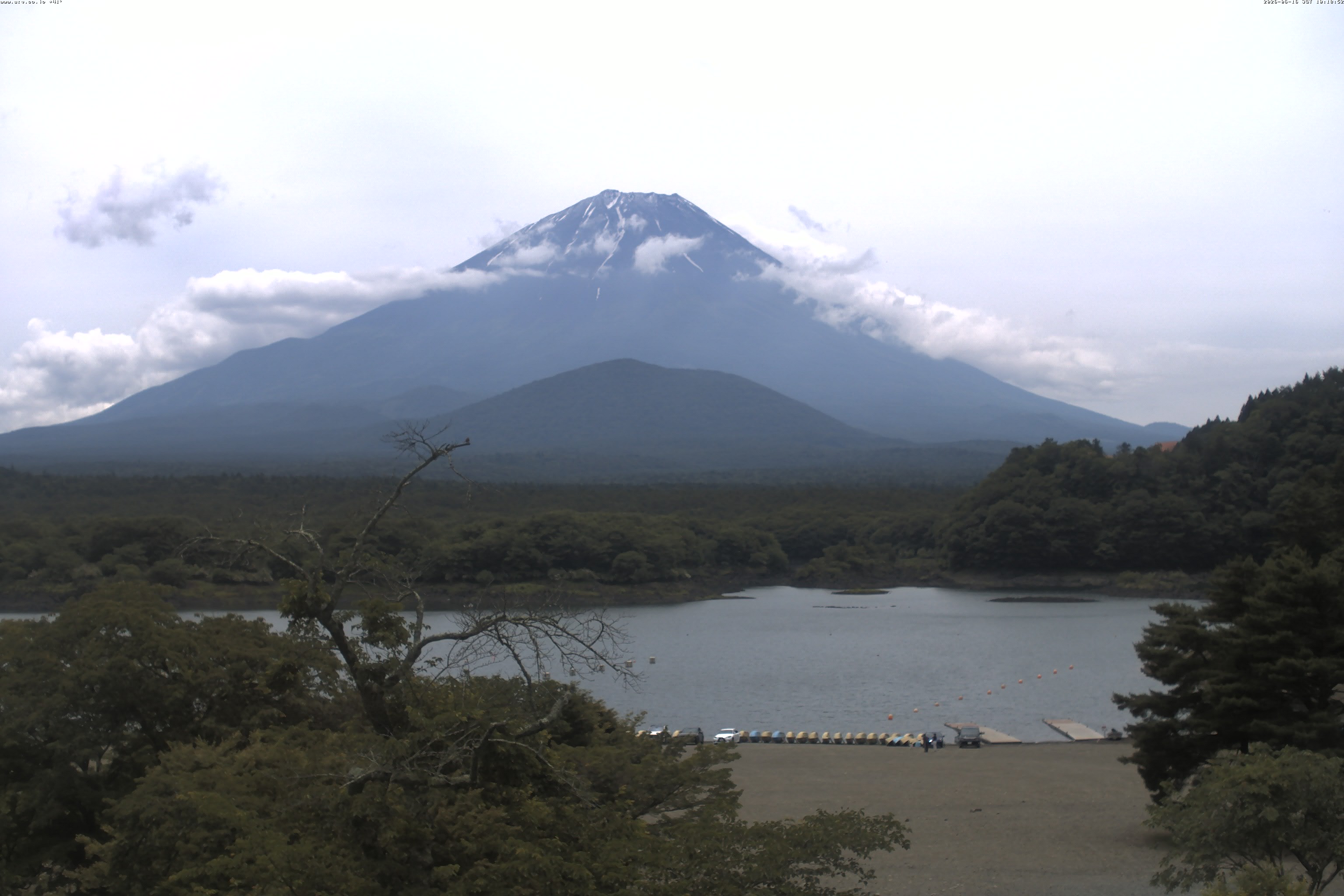 精進湖ライブカメラ