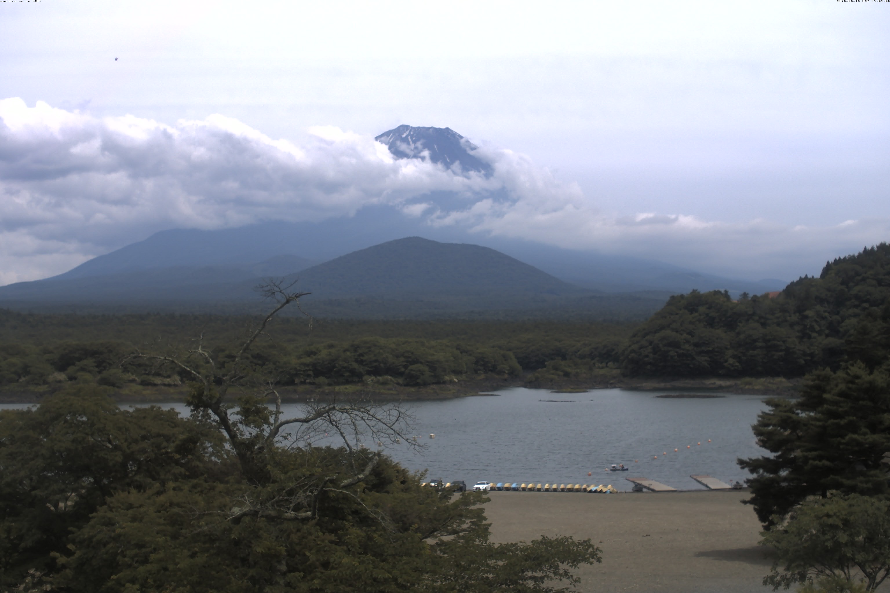 精進湖ライブカメラ