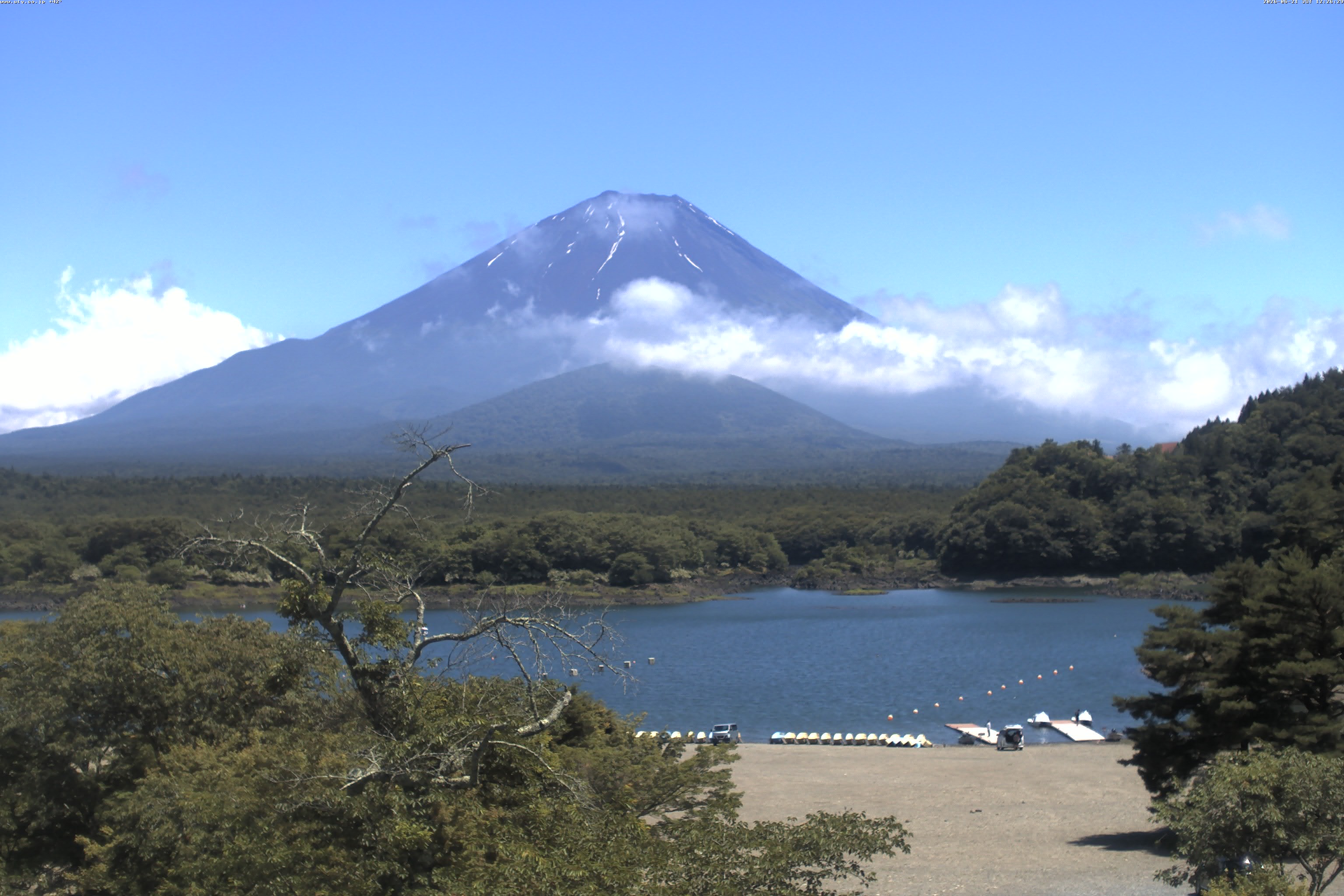精進湖ライブカメラ