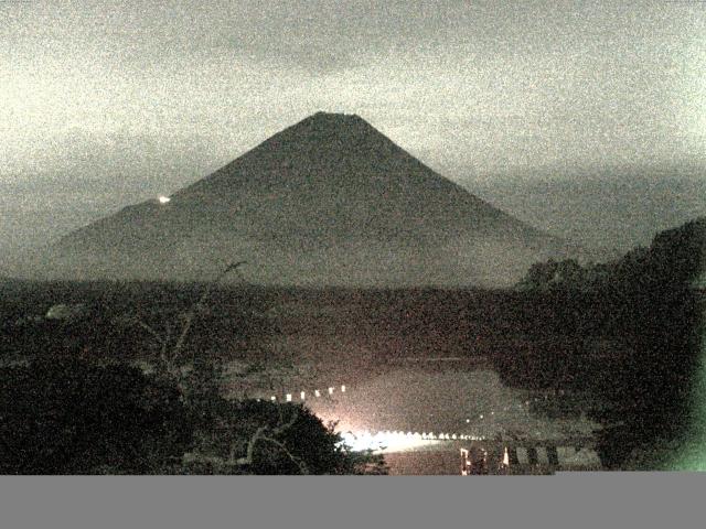 精進湖ライブカメラ