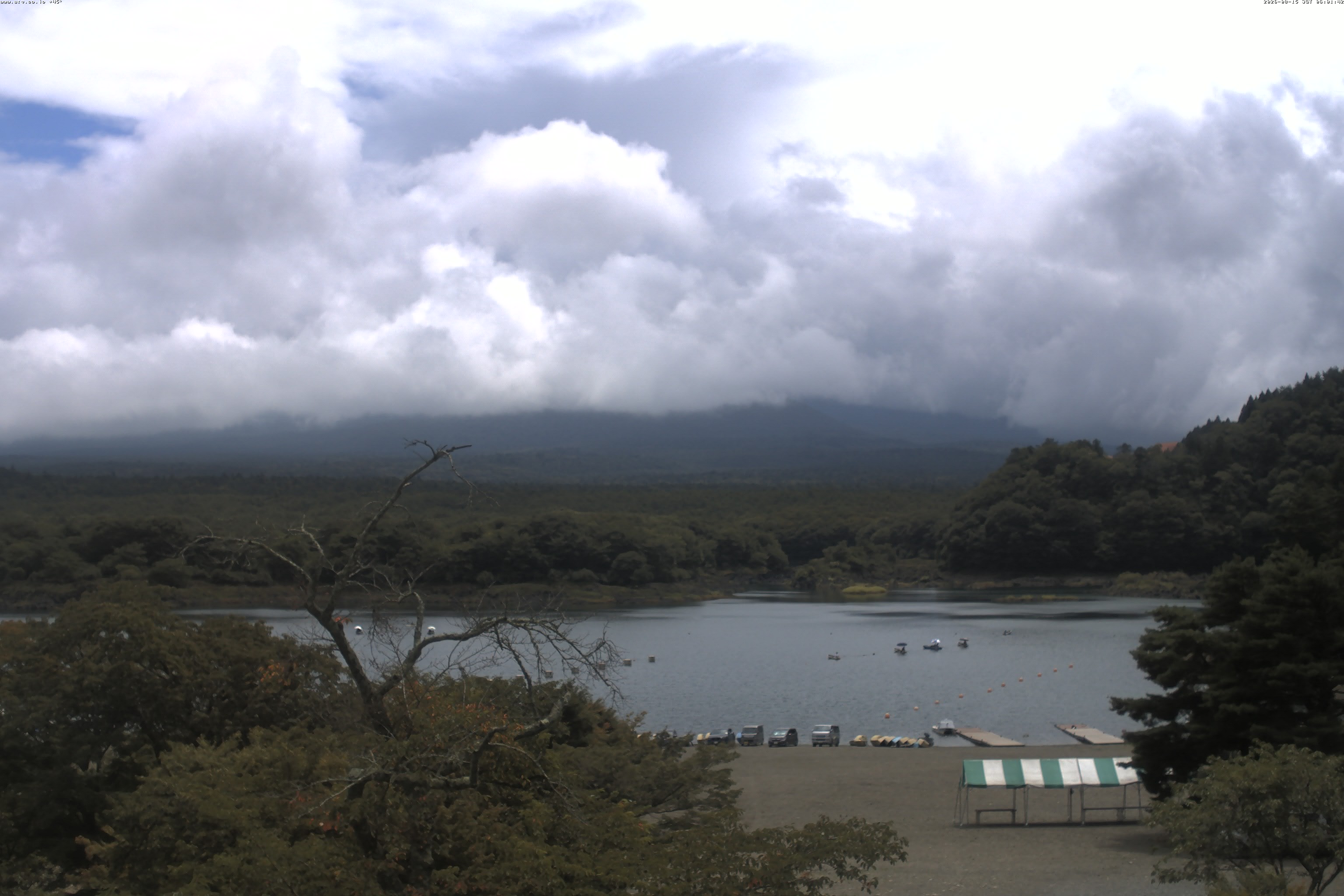 精進湖ライブカメラ