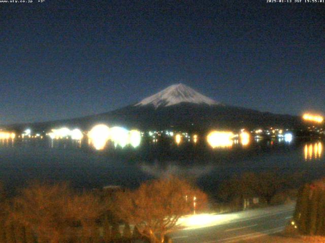 河口湖からの富士山