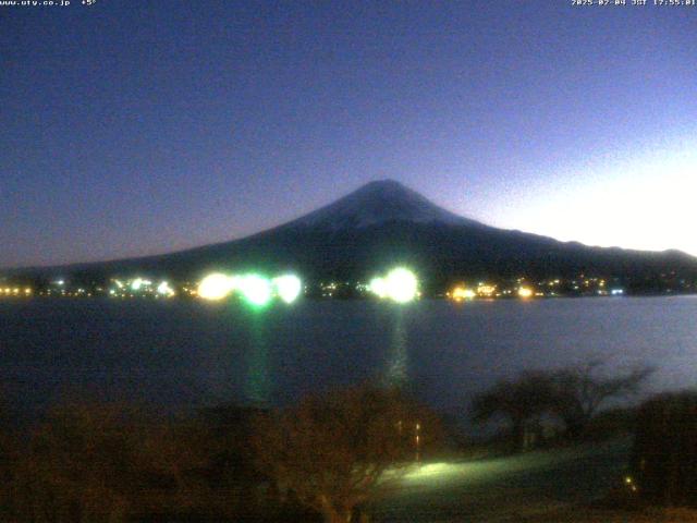 河口湖からの富士山