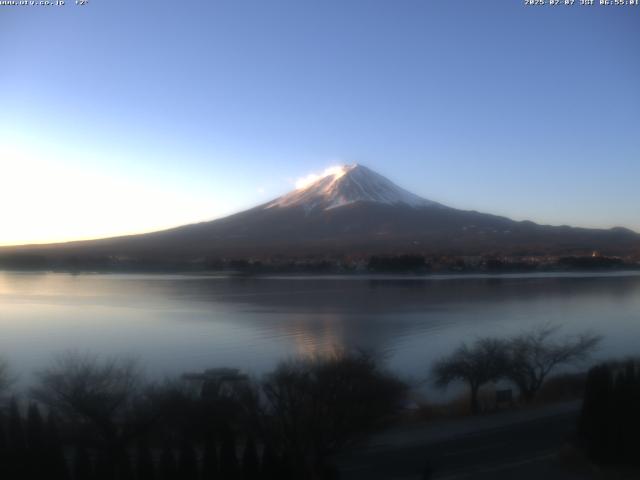 河口湖からの富士山