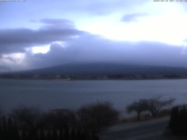 河口湖からの富士山