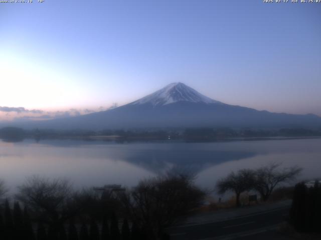 河口湖からの富士山