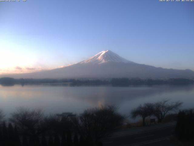 河口湖からの富士山