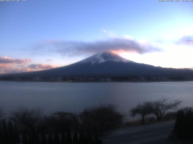 河口湖からの富士山
