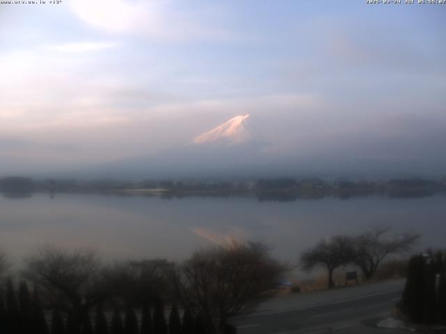 河口湖からの富士山