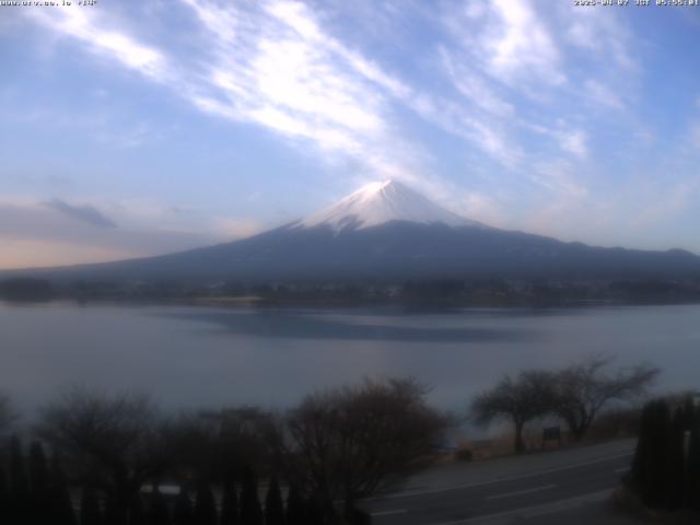 河口湖からの富士山
