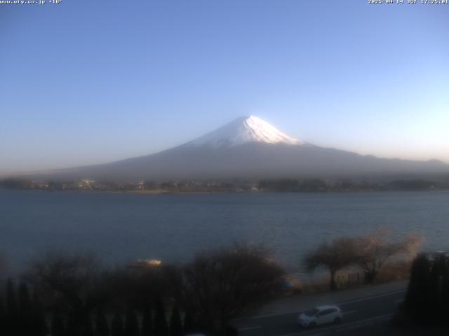 河口湖からの富士山