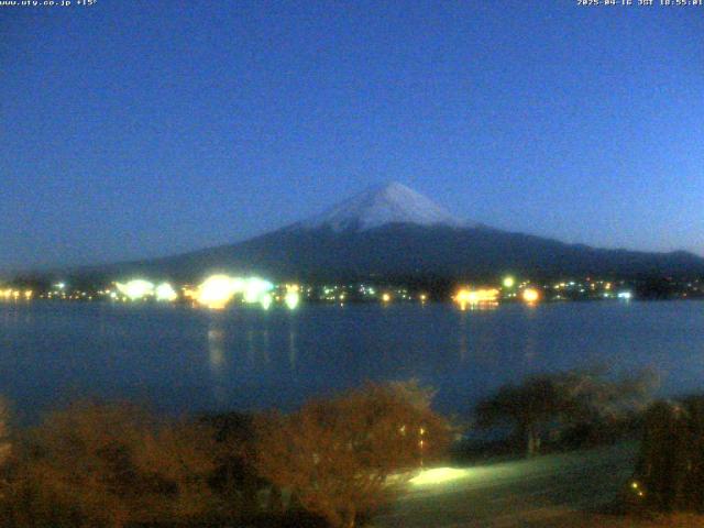 河口湖からの富士山