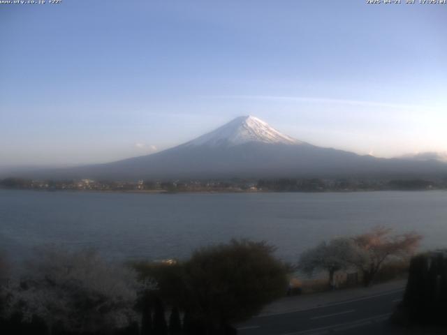 河口湖からの富士山