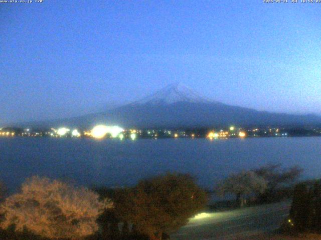 河口湖からの富士山