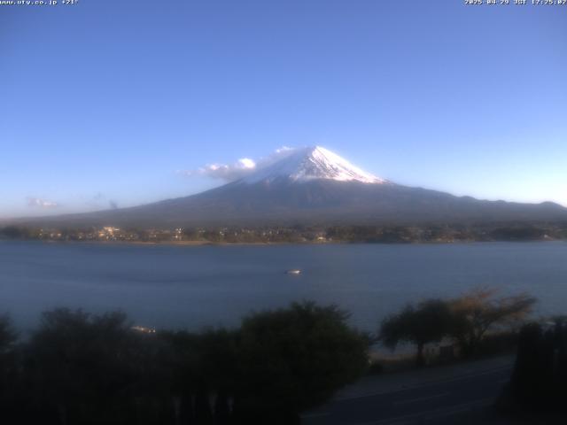 河口湖からの富士山