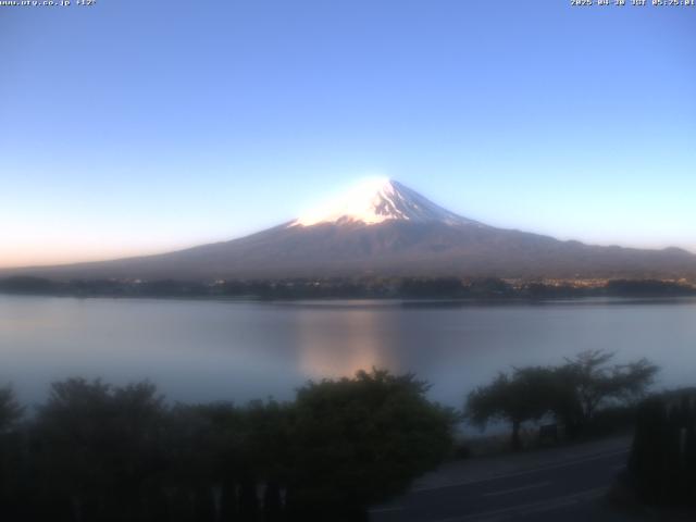 河口湖からの富士山