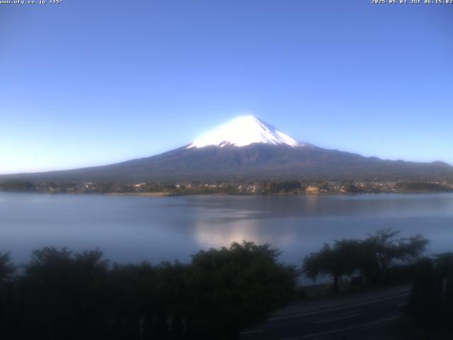 河口湖からの富士山