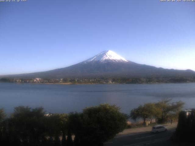 河口湖からの富士山