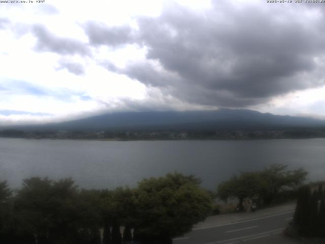 河口湖からの富士山