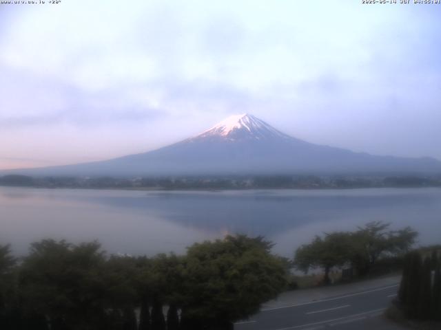 河口湖からの富士山