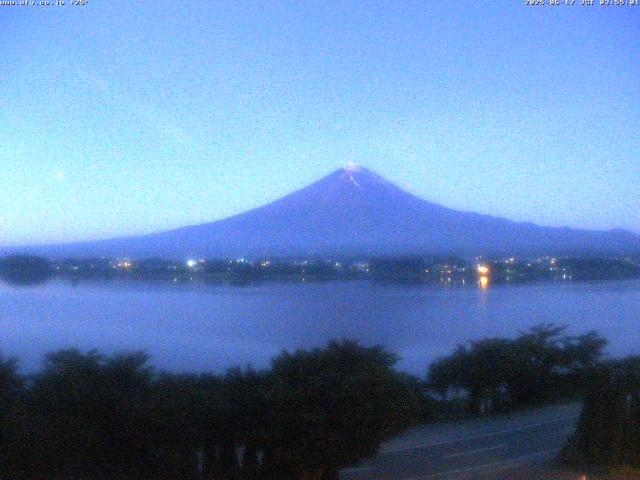 河口湖からの富士山