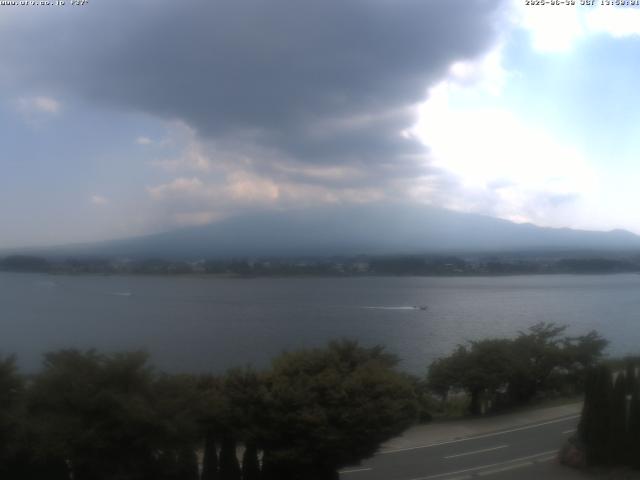 河口湖からの富士山