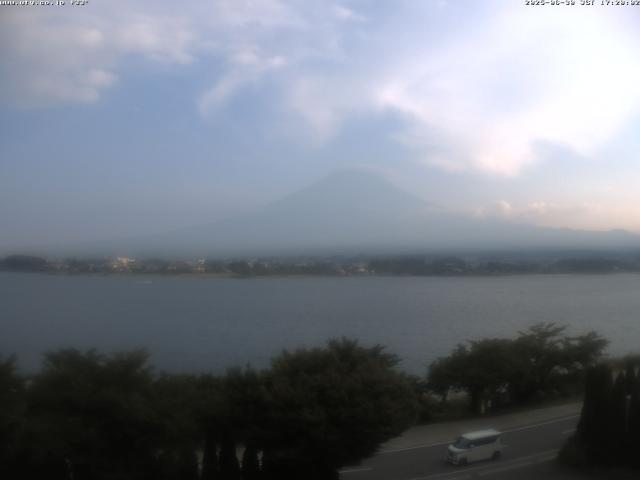河口湖からの富士山