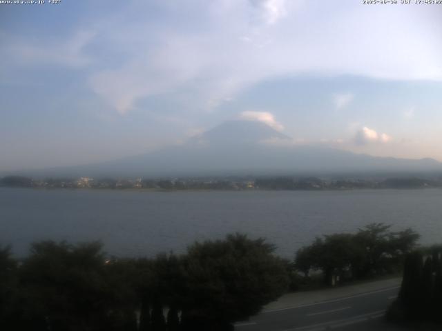 河口湖からの富士山