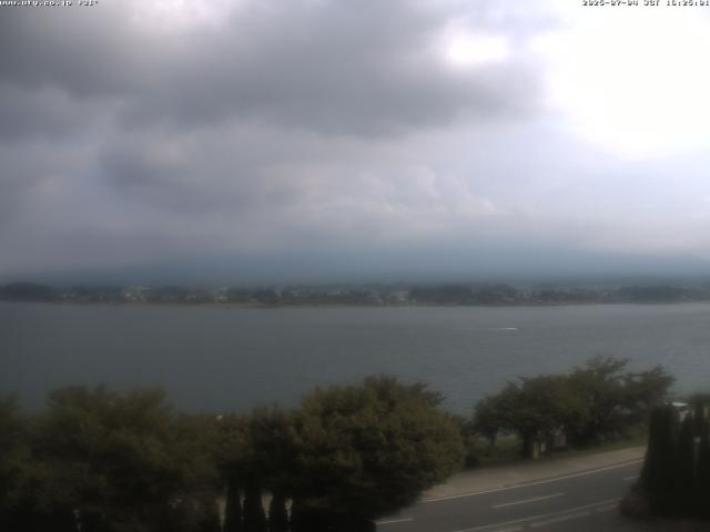 河口湖からの富士山